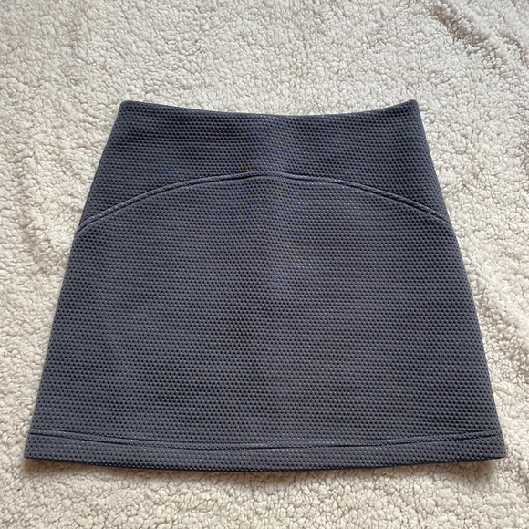 NWT Topshop Gray Mini Skirt - Picture 2 of 8